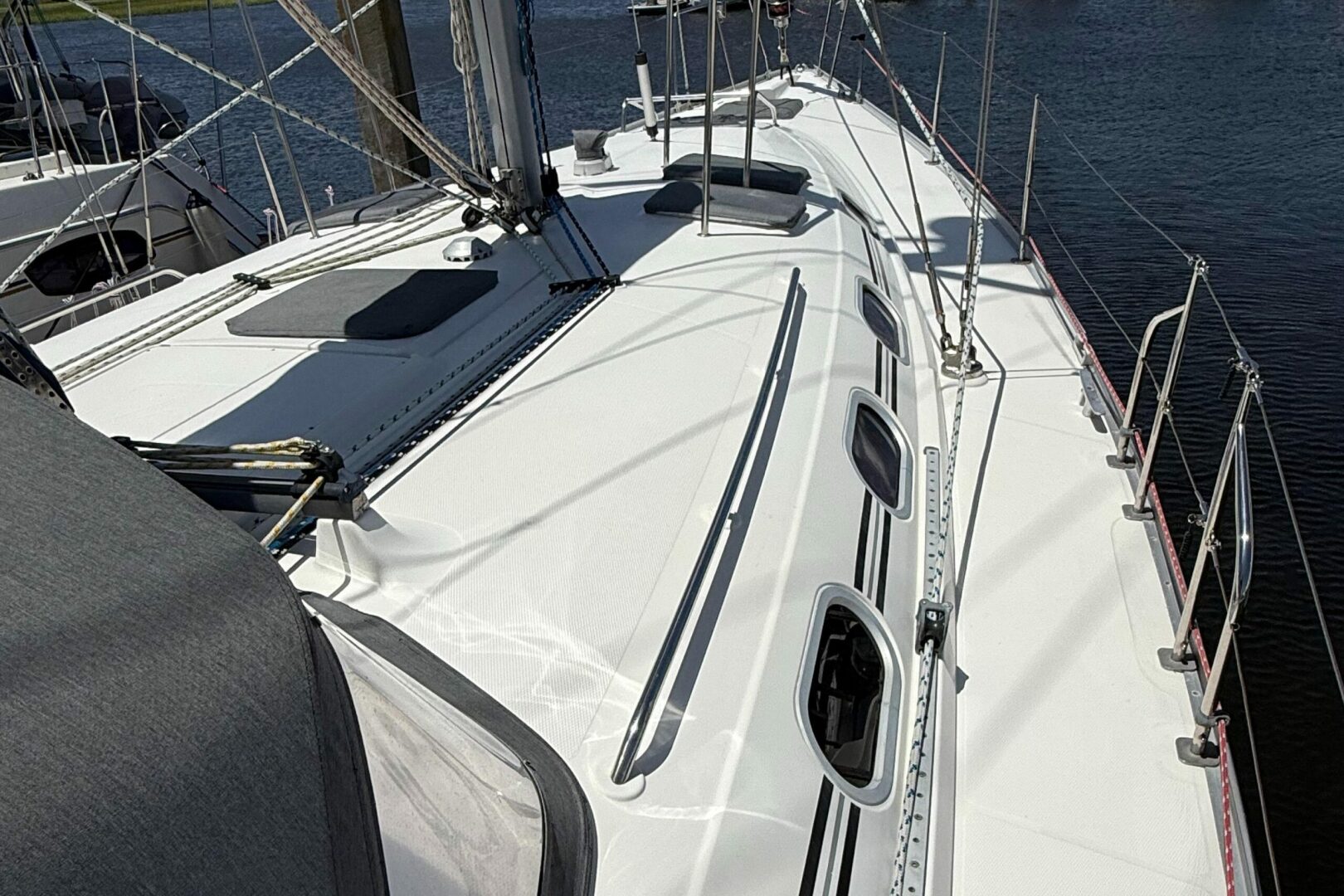 42ft Dufour Yacht For Sale