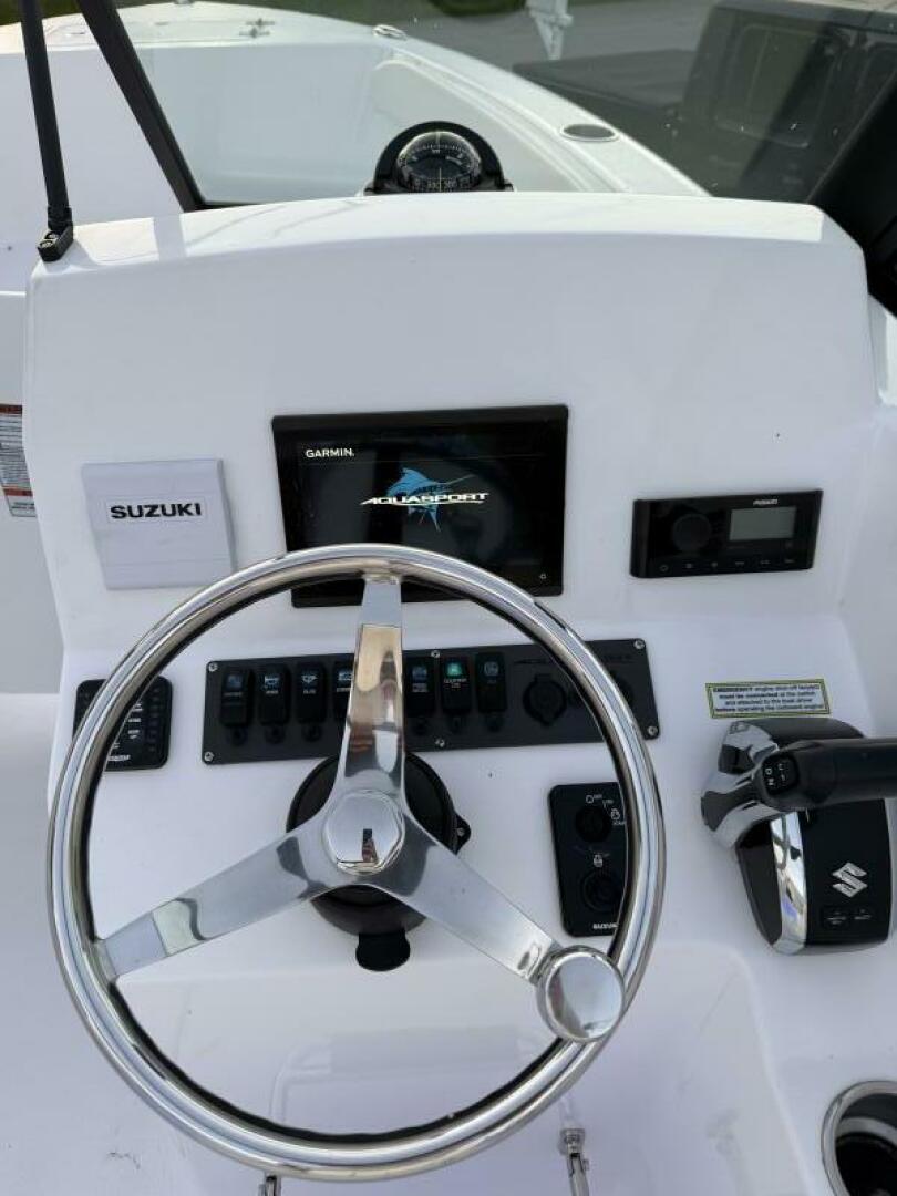 22ft Aquasport Yacht For Sale
