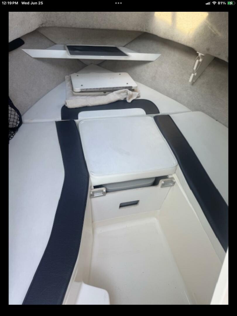 21ft Sea Ray Yacht For Sale