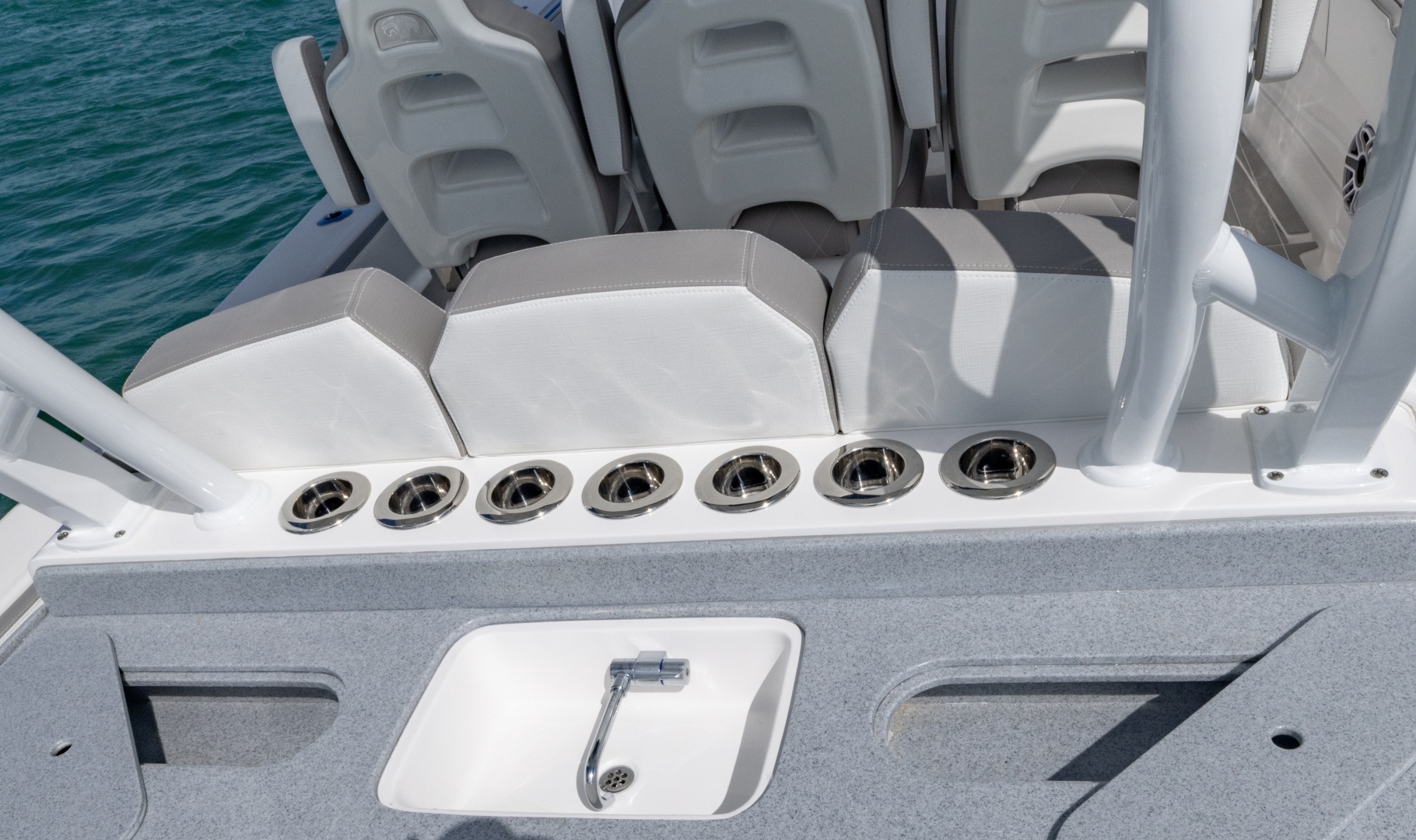 2025 BlackWater 43 Sportfish
