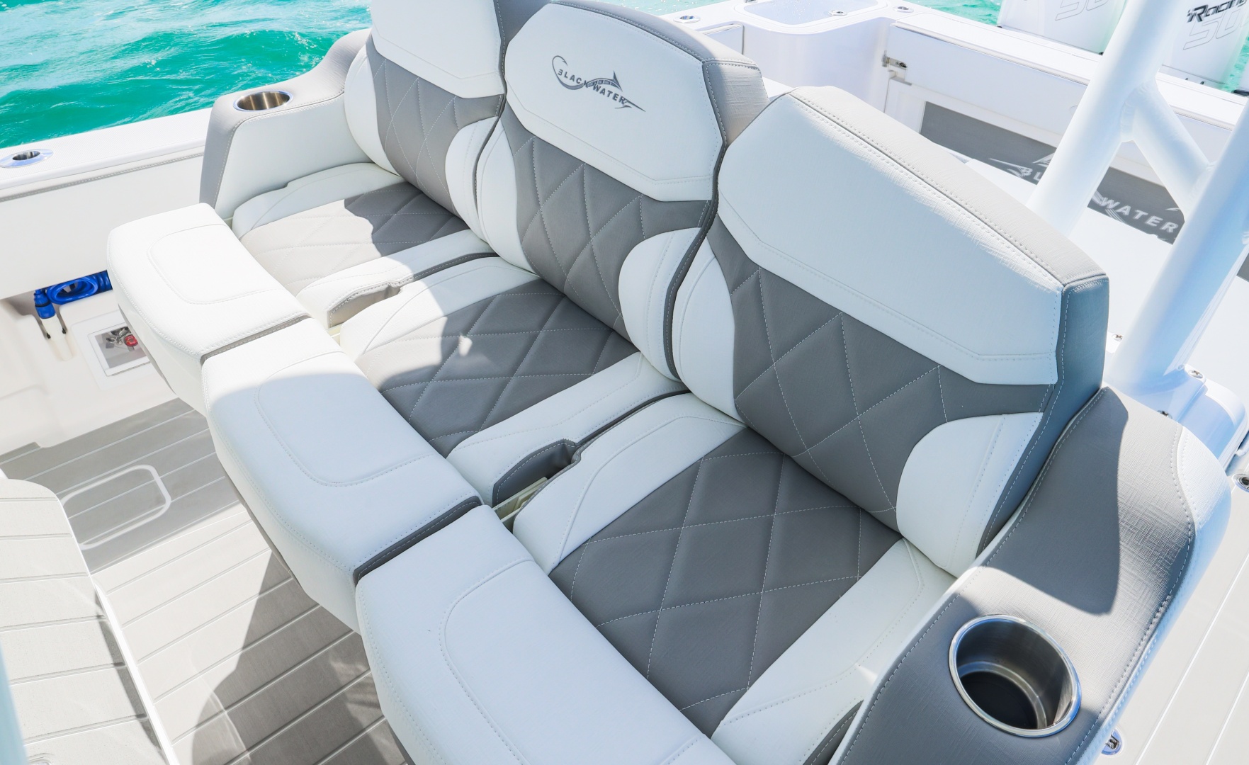 43ft BlackWater Yacht For Sale