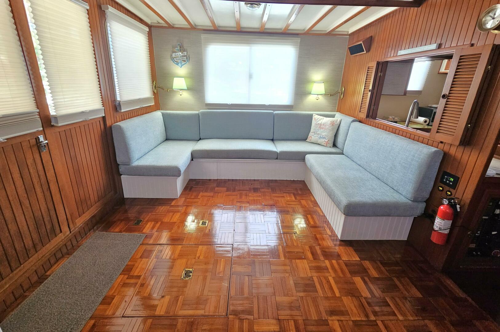 36ft Kadey Krogen Yacht For Sale