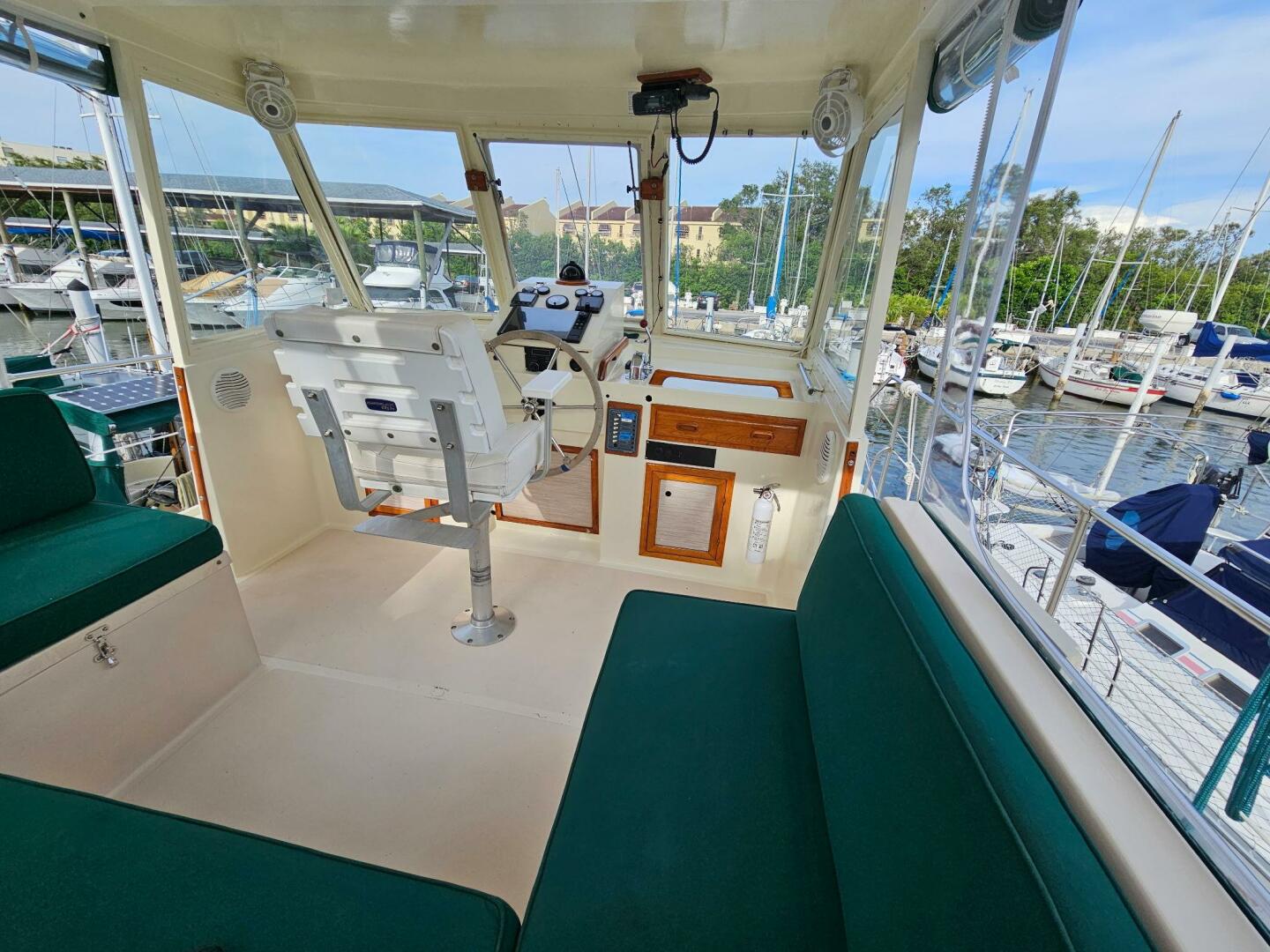 36ft Kadey Krogen Yacht For Sale