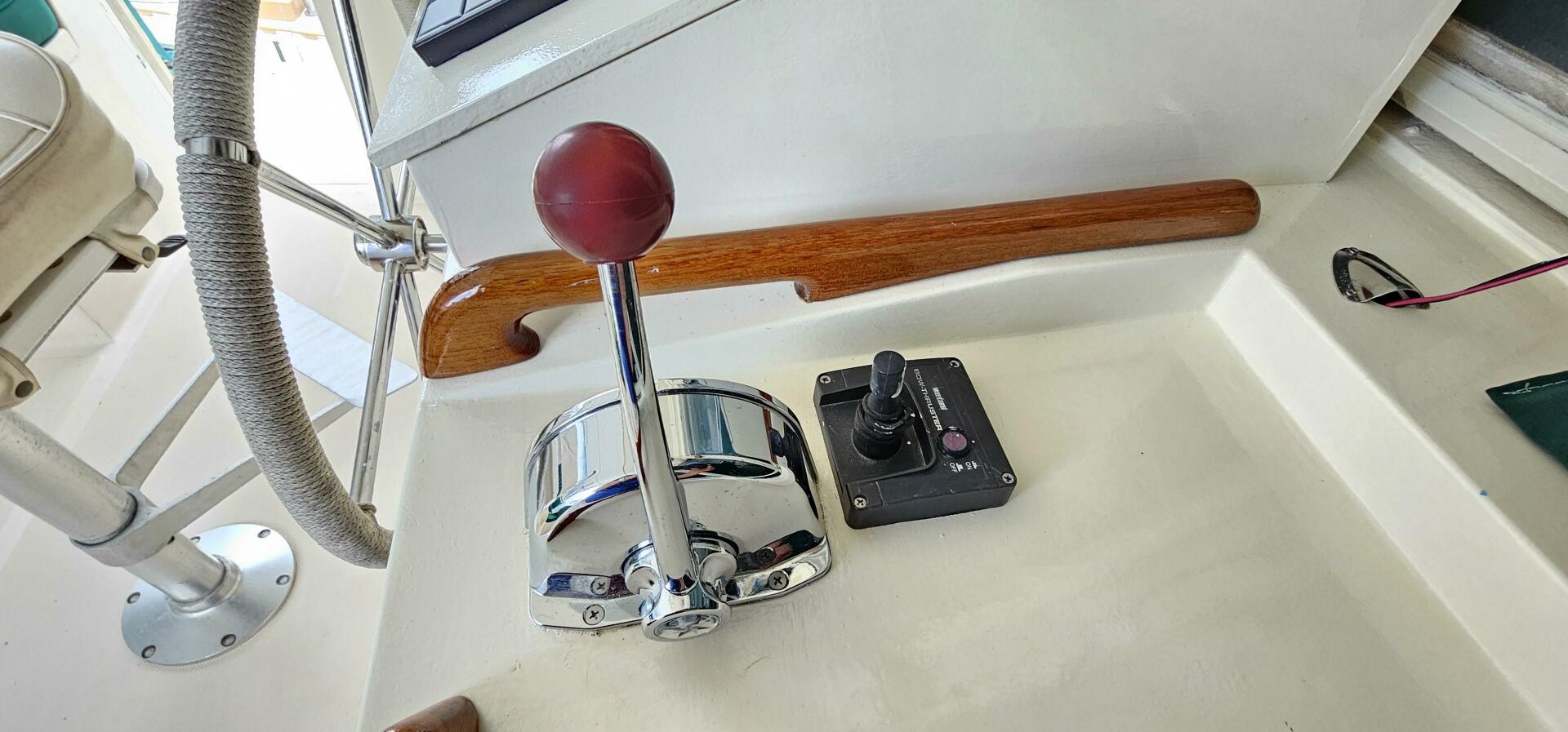 36ft Kadey Krogen Yacht For Sale
