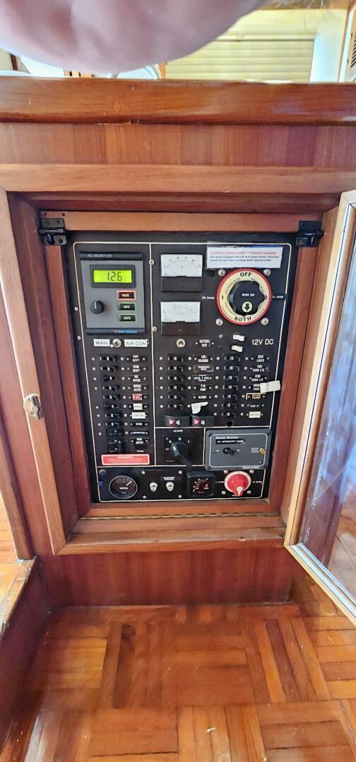 36ft Kadey Krogen Yacht For Sale