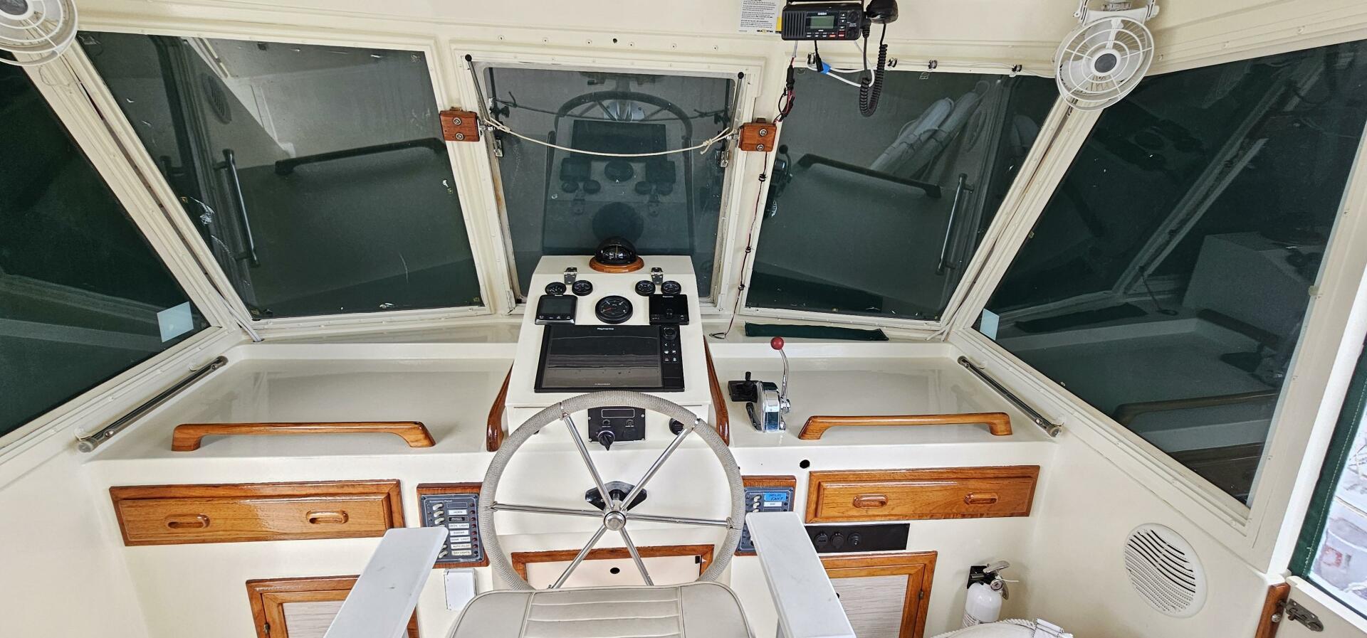 36ft Kadey Krogen Yacht For Sale