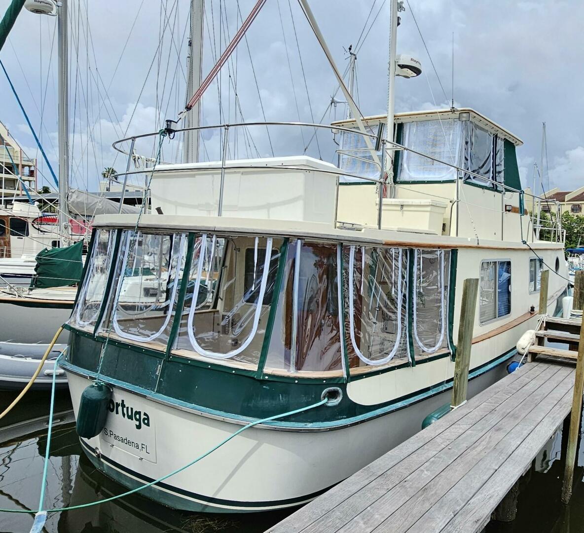 36ft Kadey Krogen Yacht For Sale