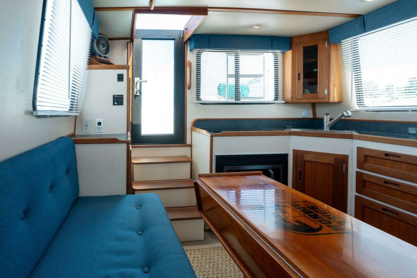 Nordic Tugs 32 Yacht For Sale