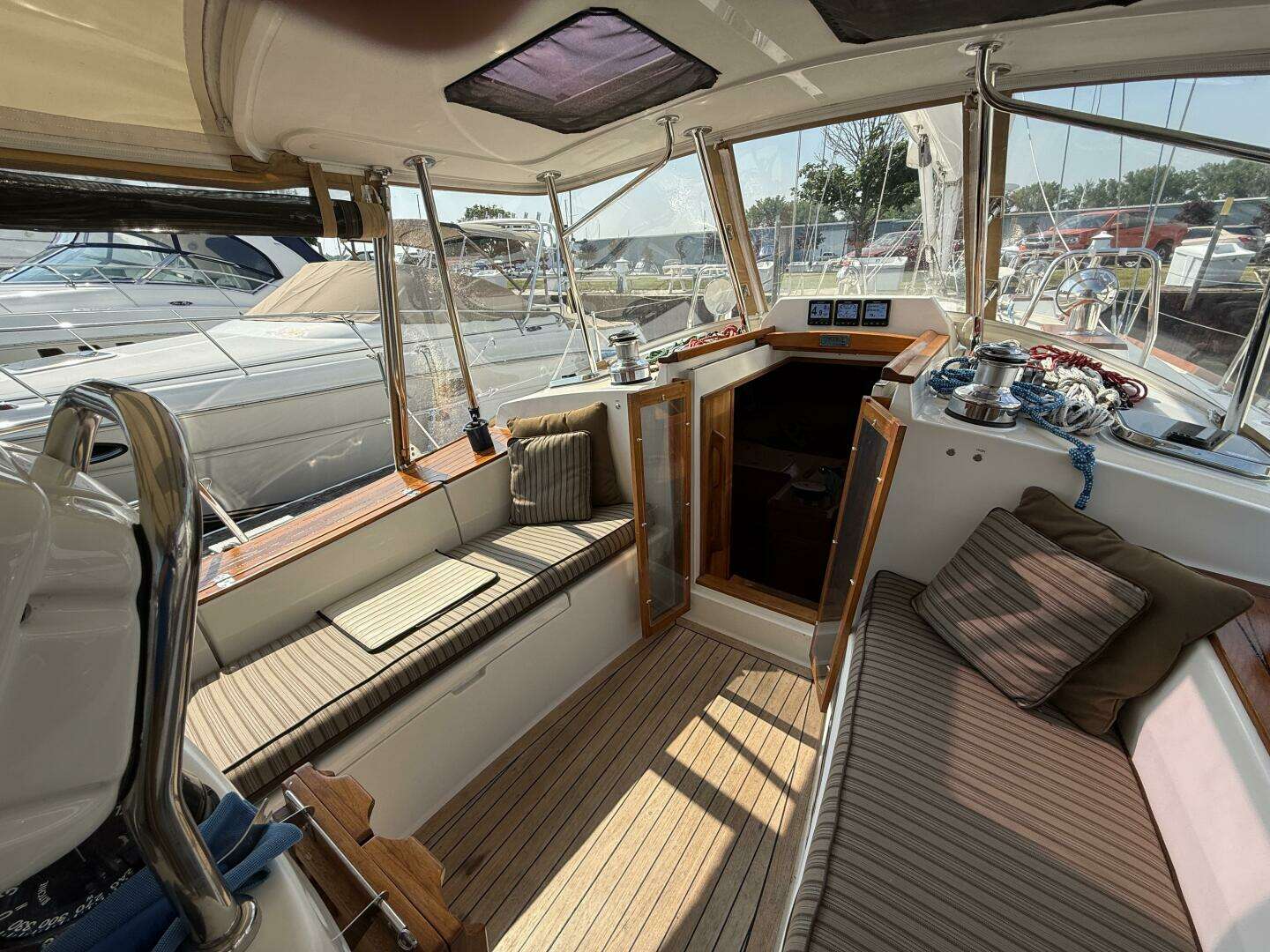 Tartan 4300 Yacht For Sale