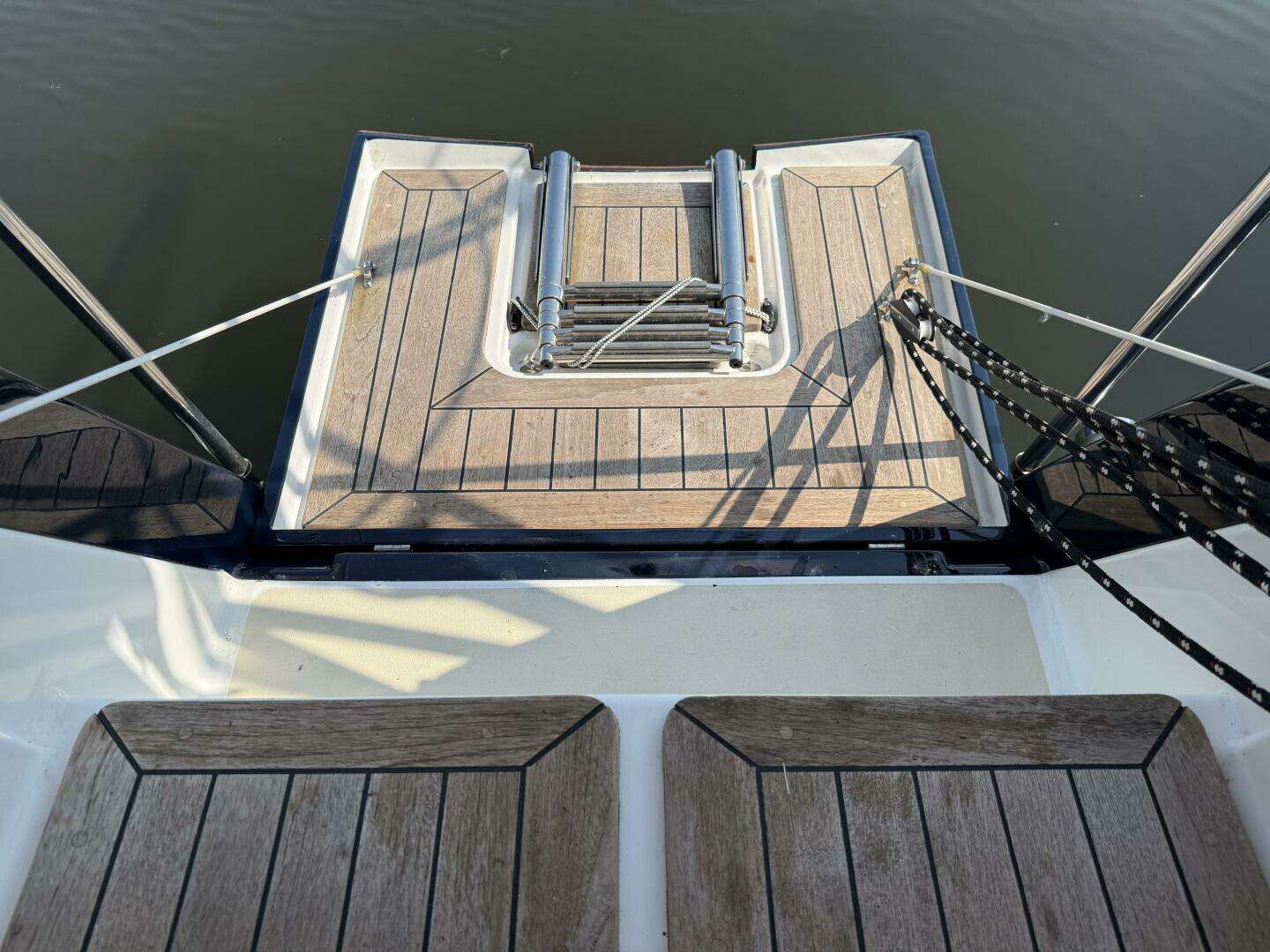 Tartan 4300 Yacht For Sale