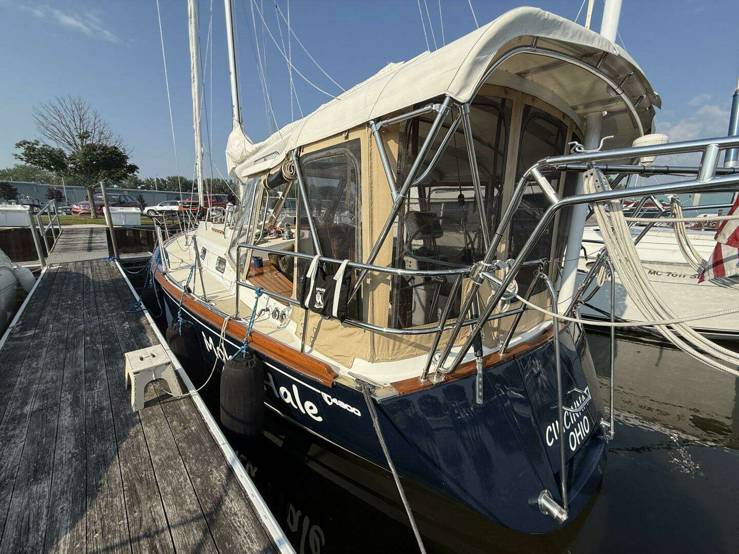 Tartan 4300 Yacht For Sale