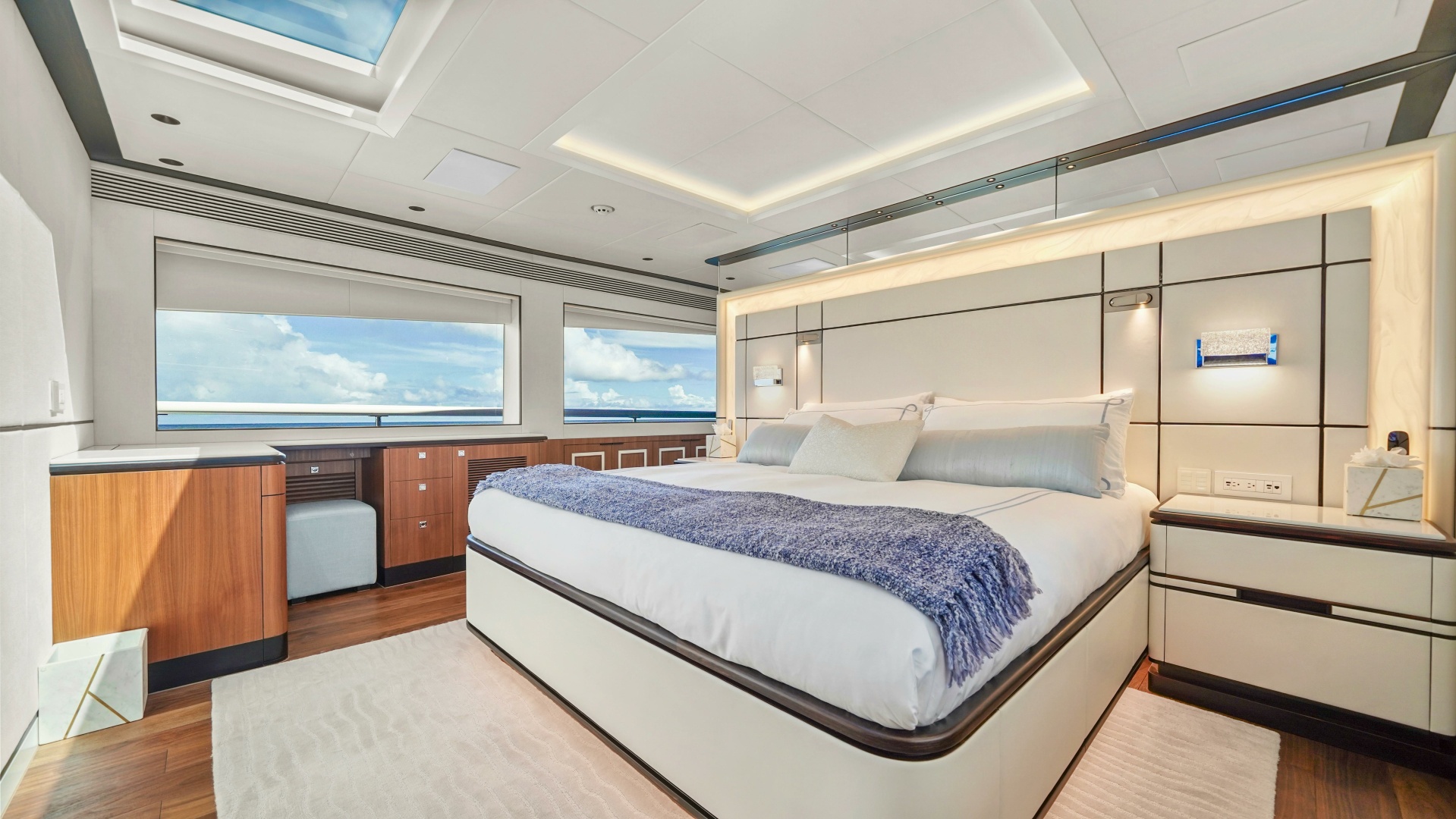 MISS MICHELLE 122ft Horizon Yacht For Sale MISS MICHELLE 122ft Horizon Yacht For Sale