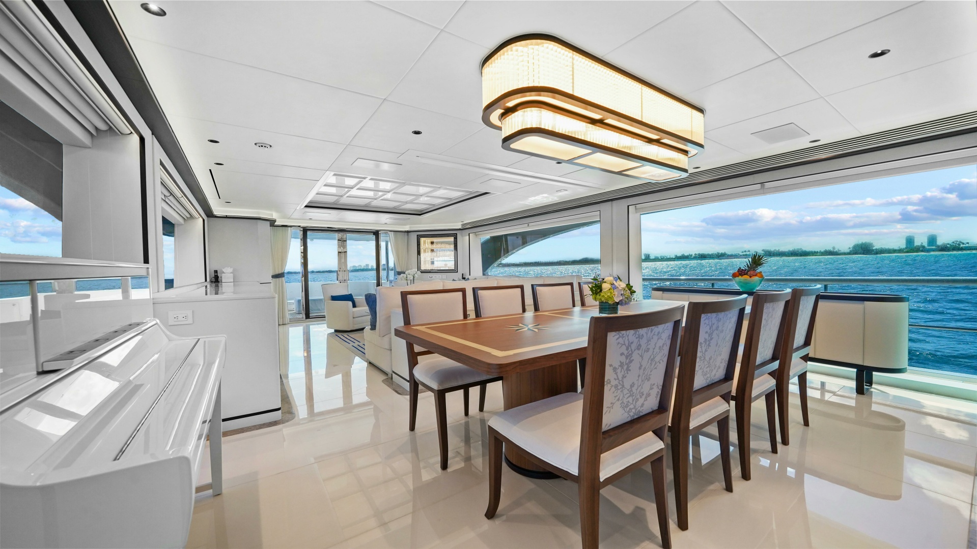 MISS MICHELLE 122ft Horizon Yacht For Sale MISS MICHELLE 122ft Horizon Yacht For Sale