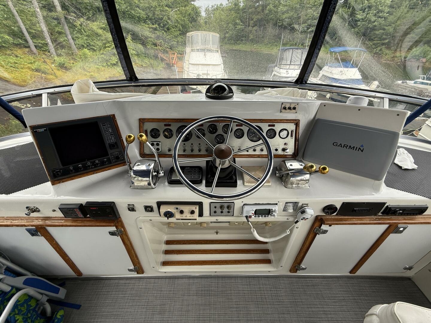 42ft Chris Craft Yacht For Sale