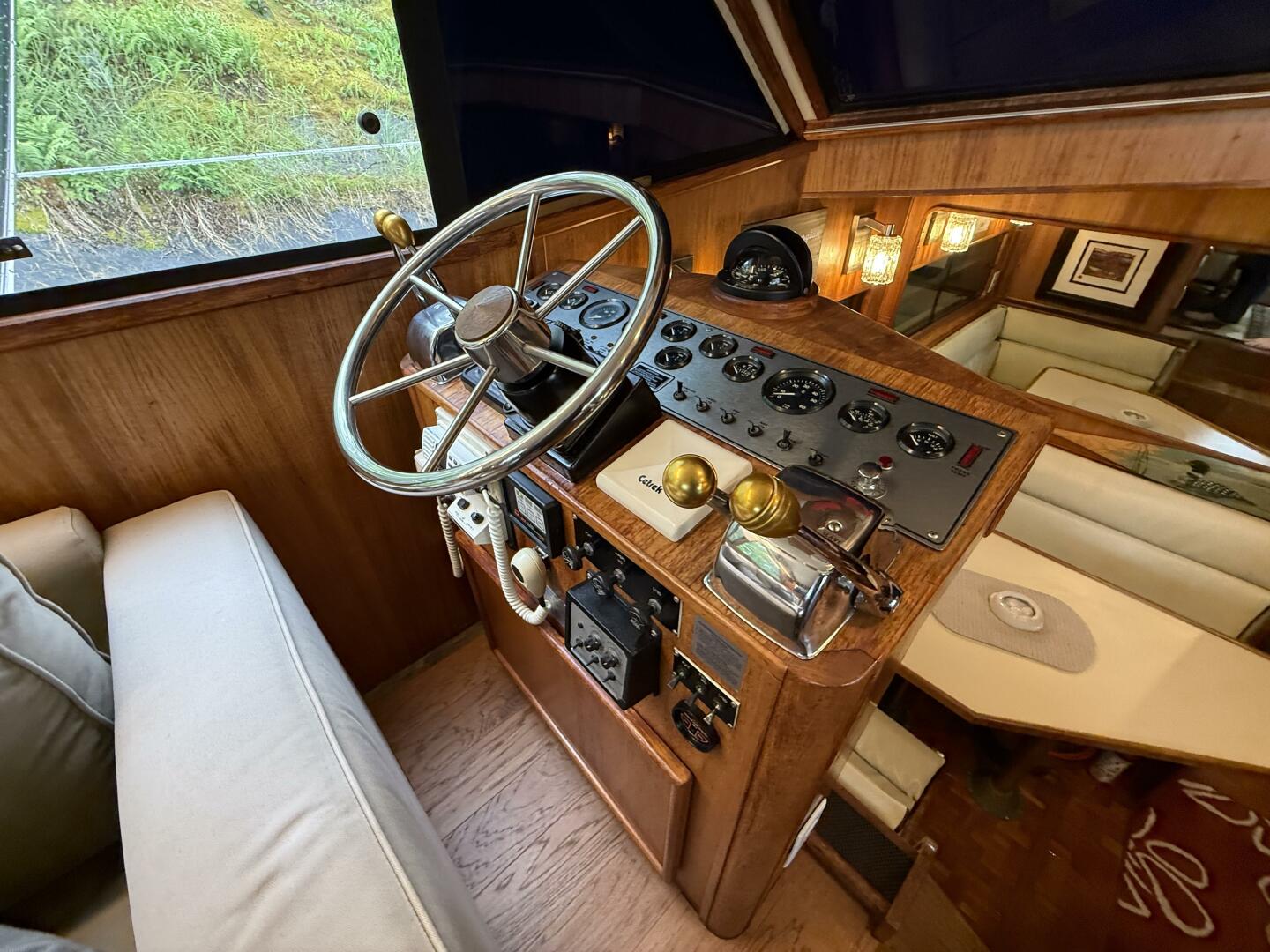 42ft Chris Craft Yacht For Sale