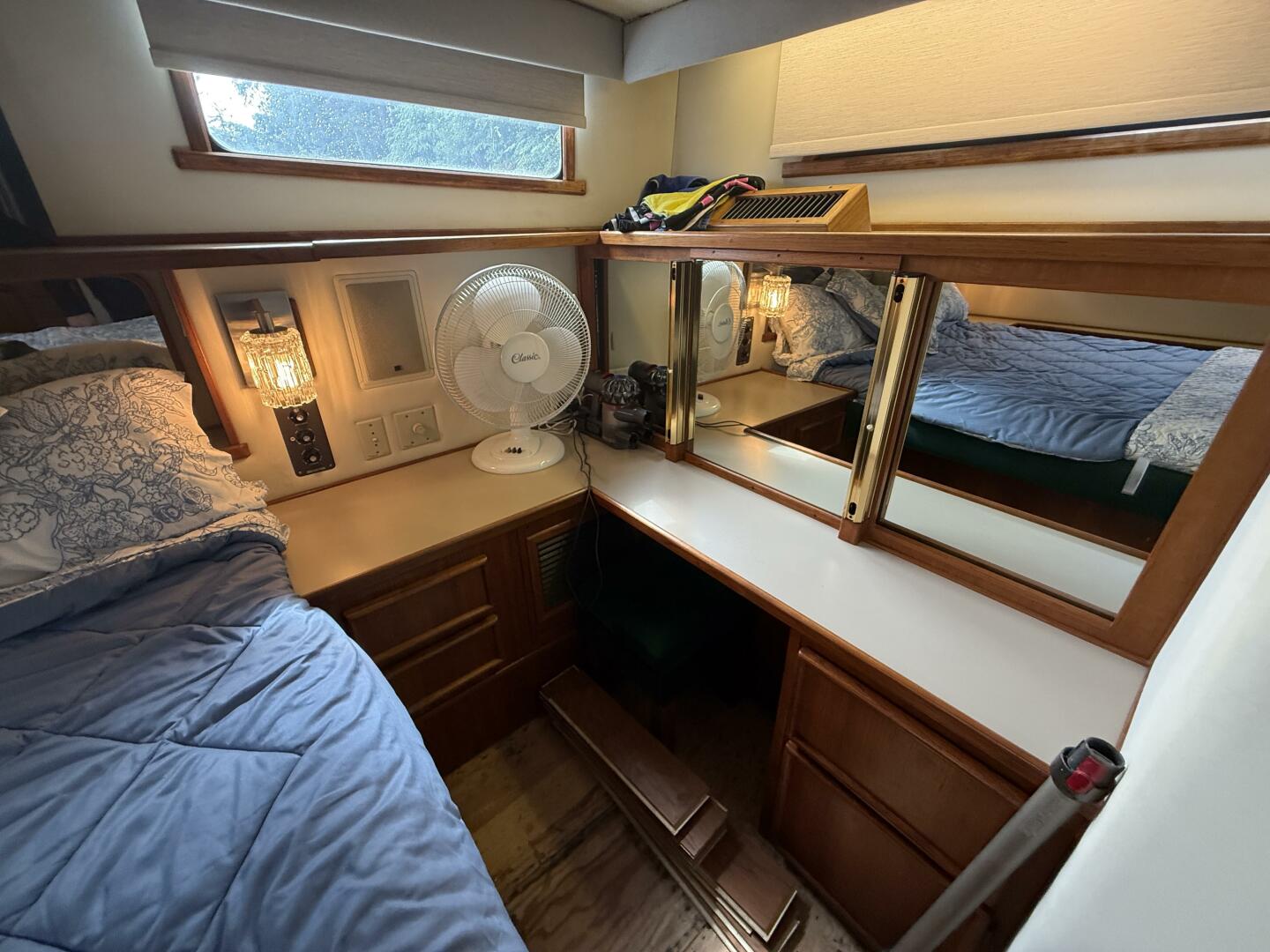 42ft Chris Craft Yacht For Sale