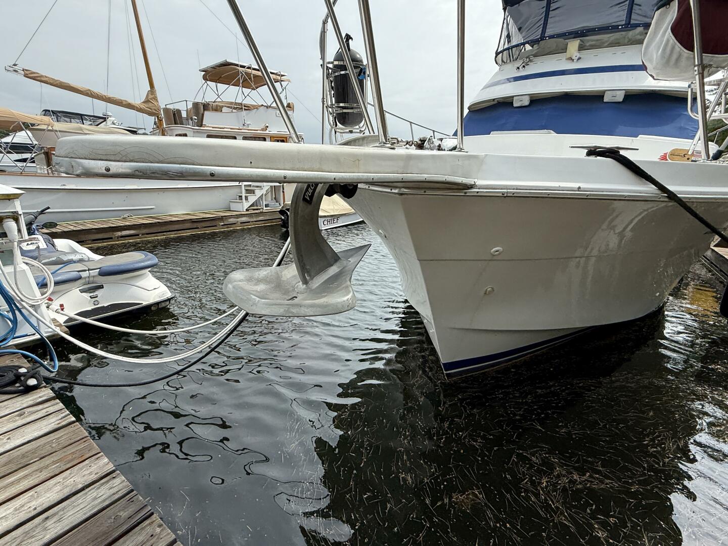 42ft Chris Craft Yacht For Sale