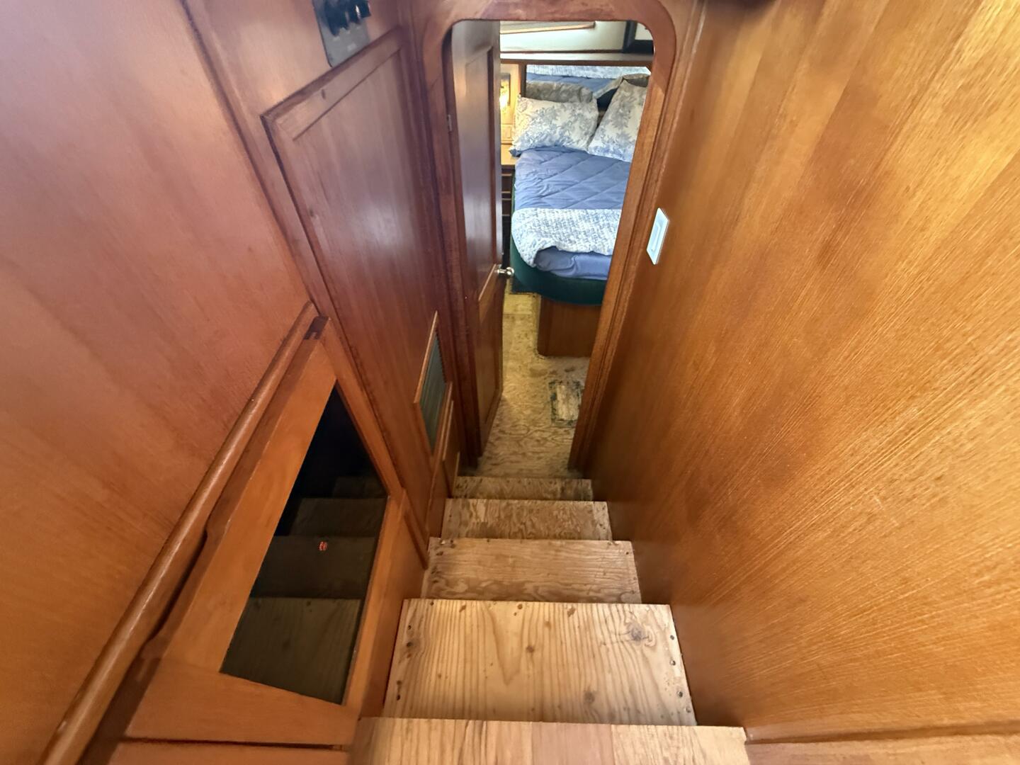 42ft Chris Craft Yacht For Sale