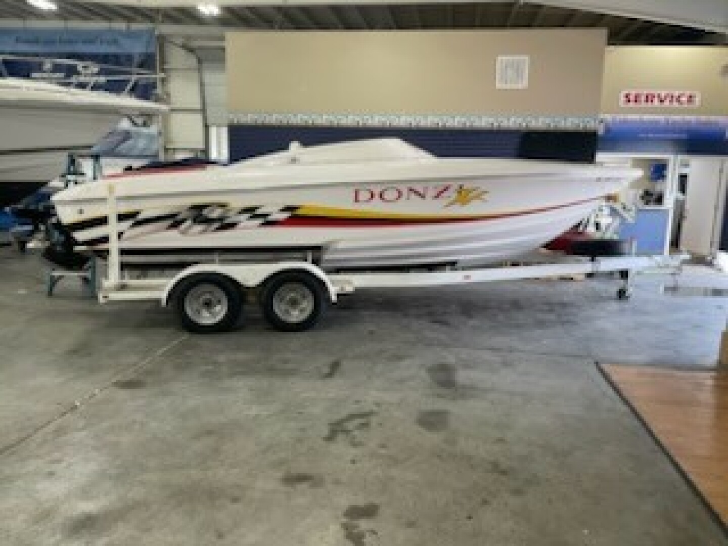 タップ Donzi 220 ZX 1998 - Marine Source
