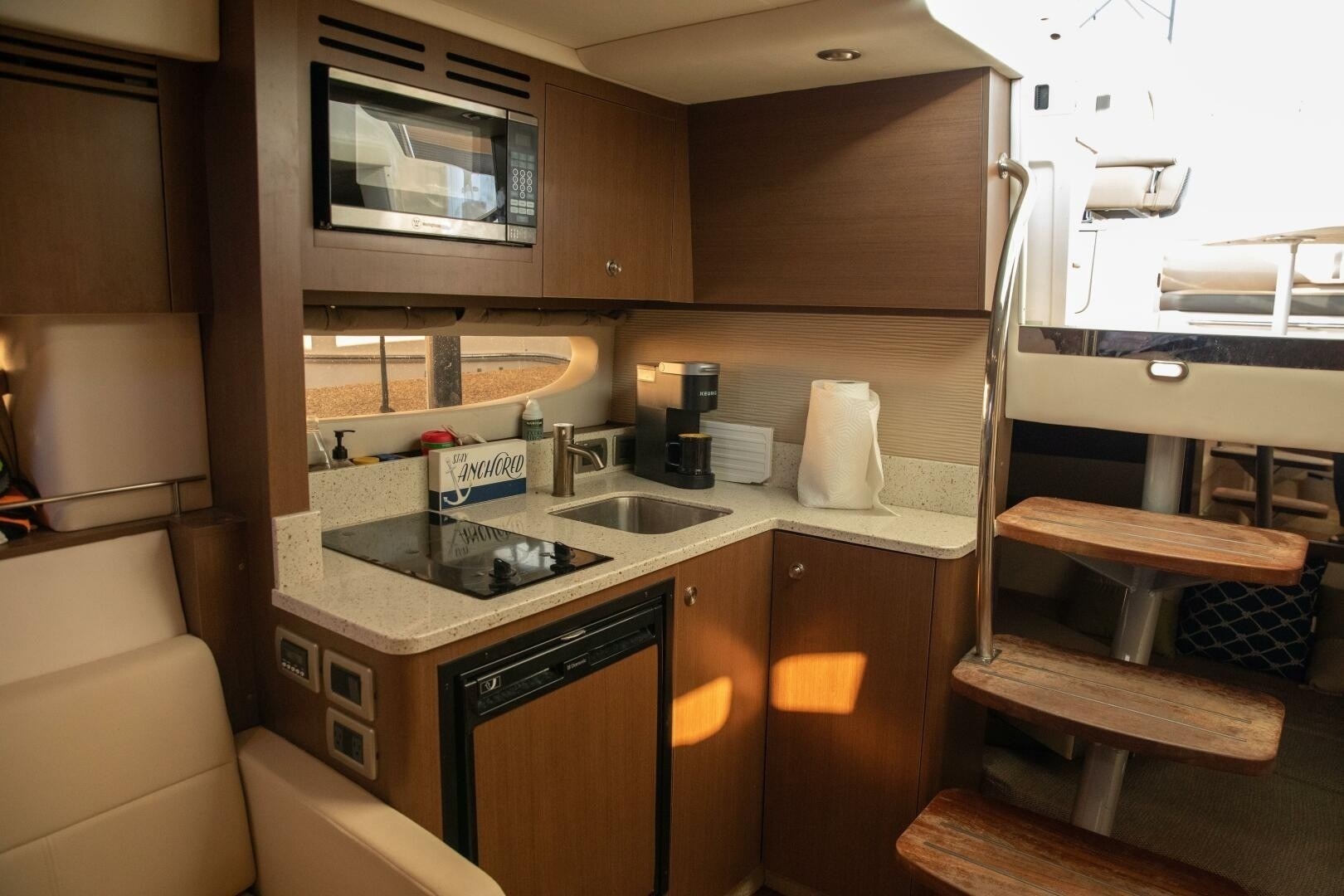 35ft Sea Ray Yacht For Sale
