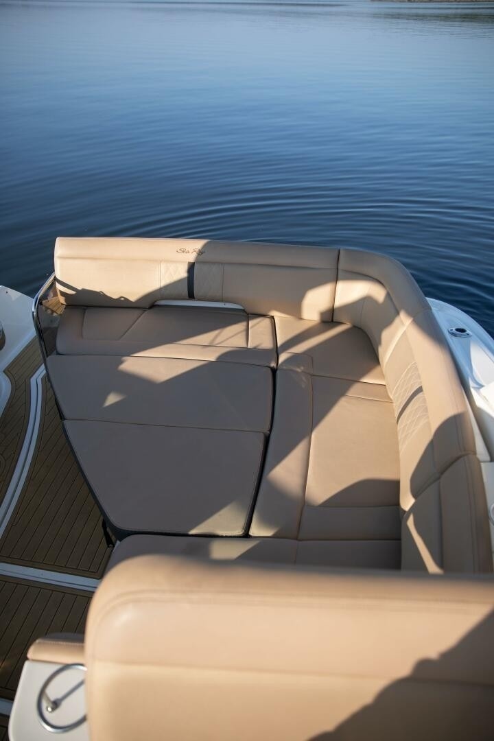 35ft Sea Ray Yacht For Sale