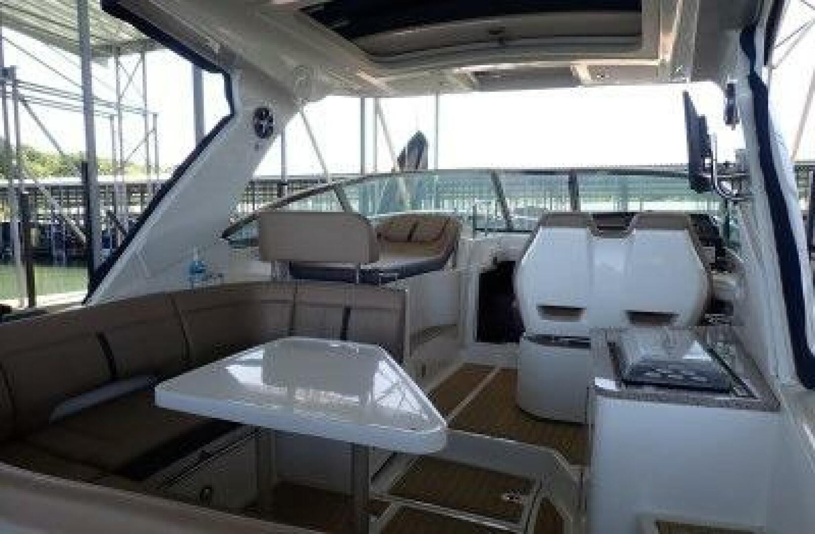 35ft Sea Ray Yacht For Sale