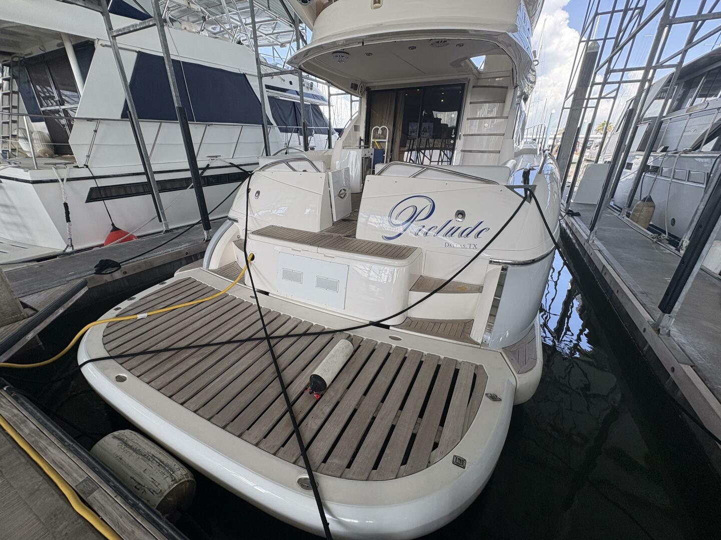 2004 Sunseeker 56 Manhattan 