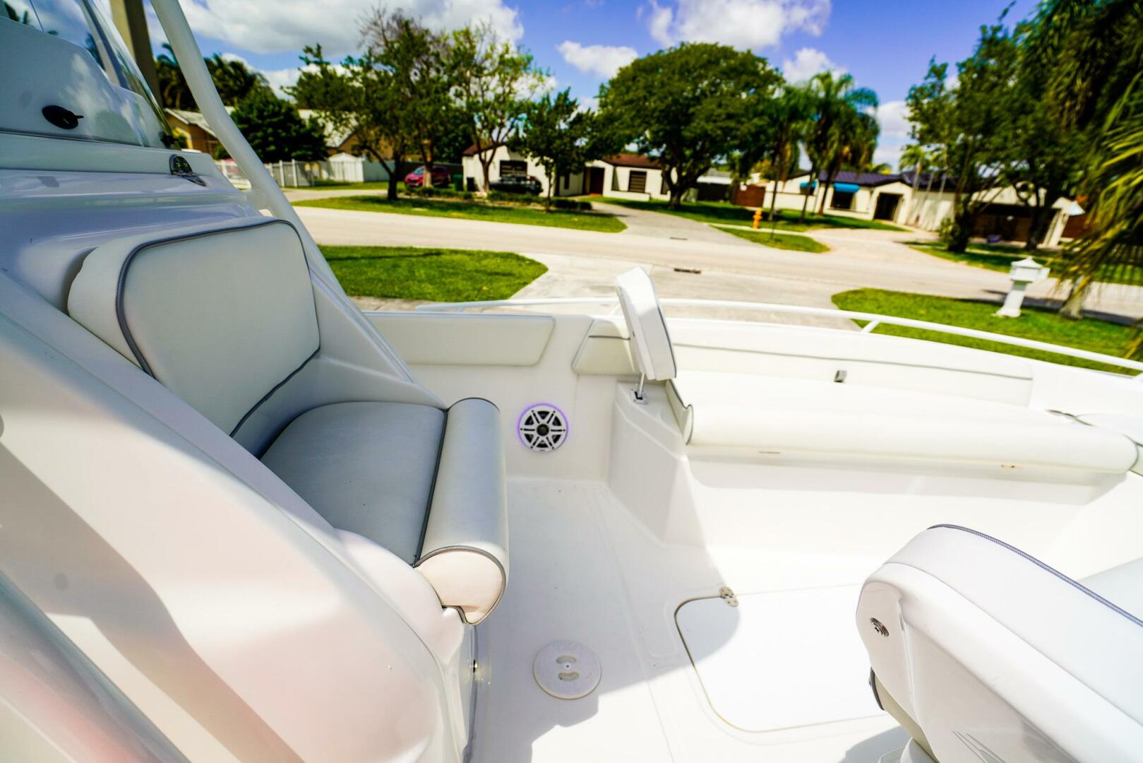 24ft Glasstream Yacht For Sale