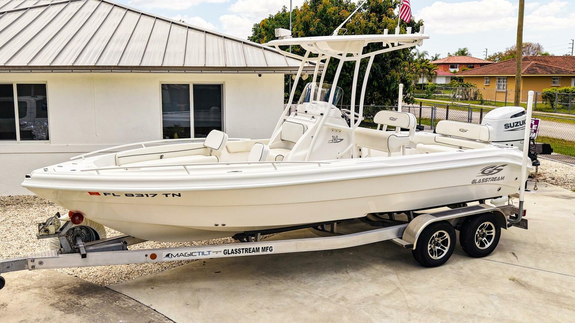 24ft Glasstream Yacht For Sale