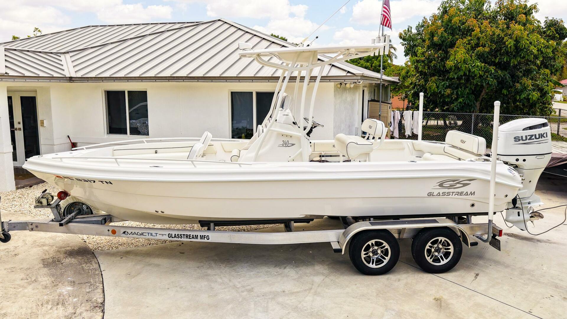 24ft Glasstream Yacht For Sale