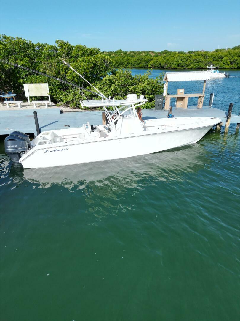 Nauti AF 32ft SeaHunter Yacht For Sale