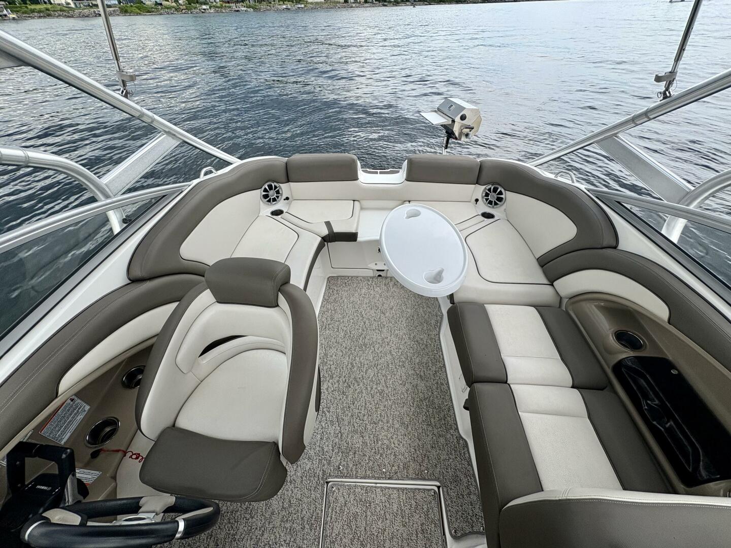 24ft Yamaha Boats Yacht For Sale