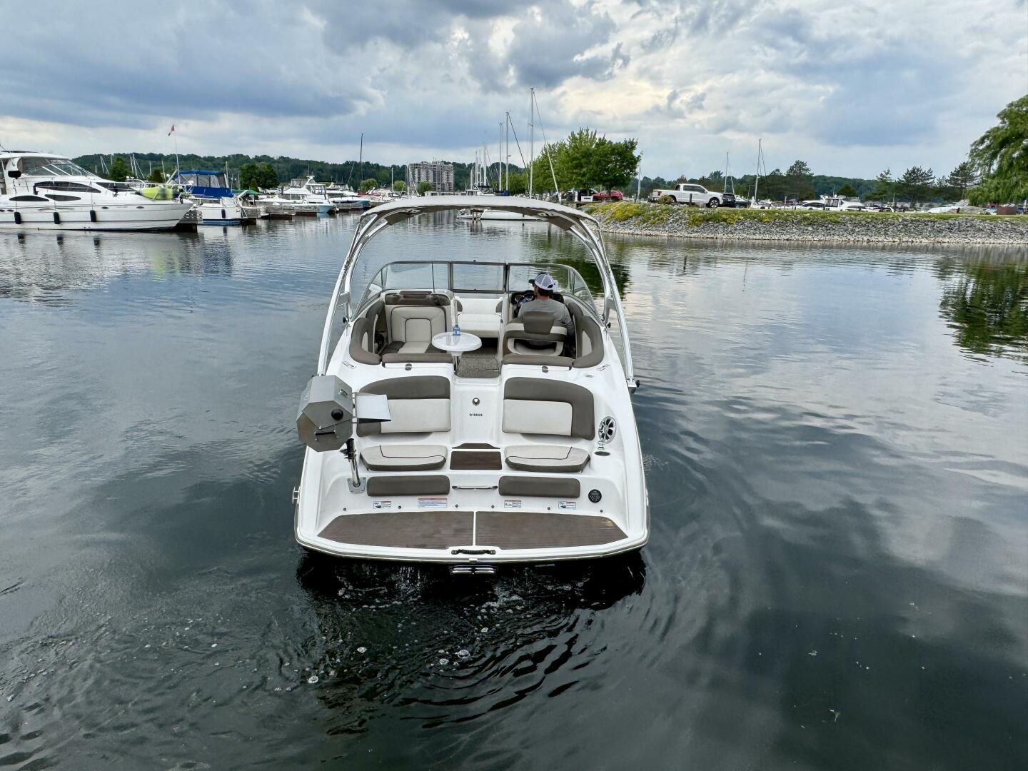 24ft Yamaha Boats Yacht For Sale