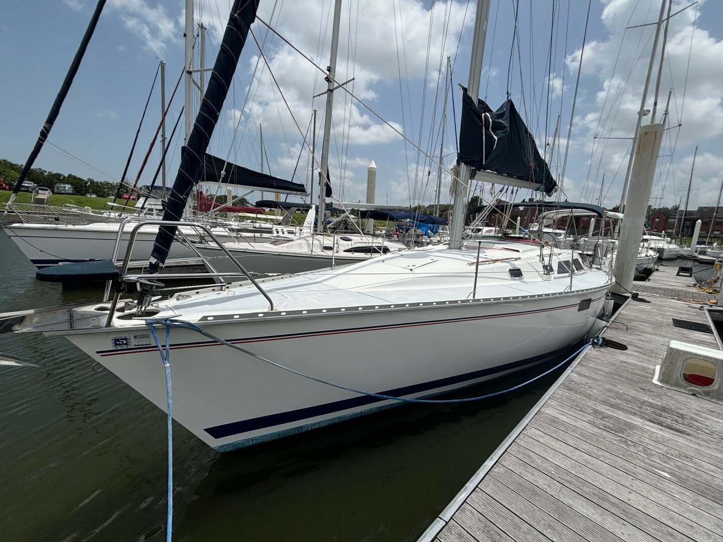 37ft Hunter Yacht For Sale