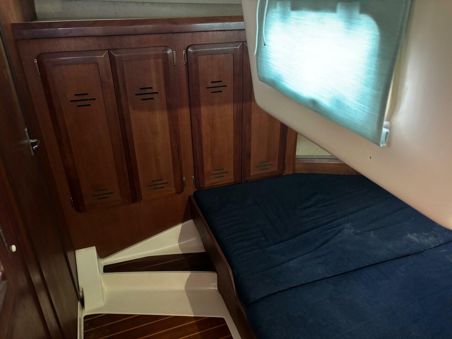 37ft Hunter Yacht For Sale
