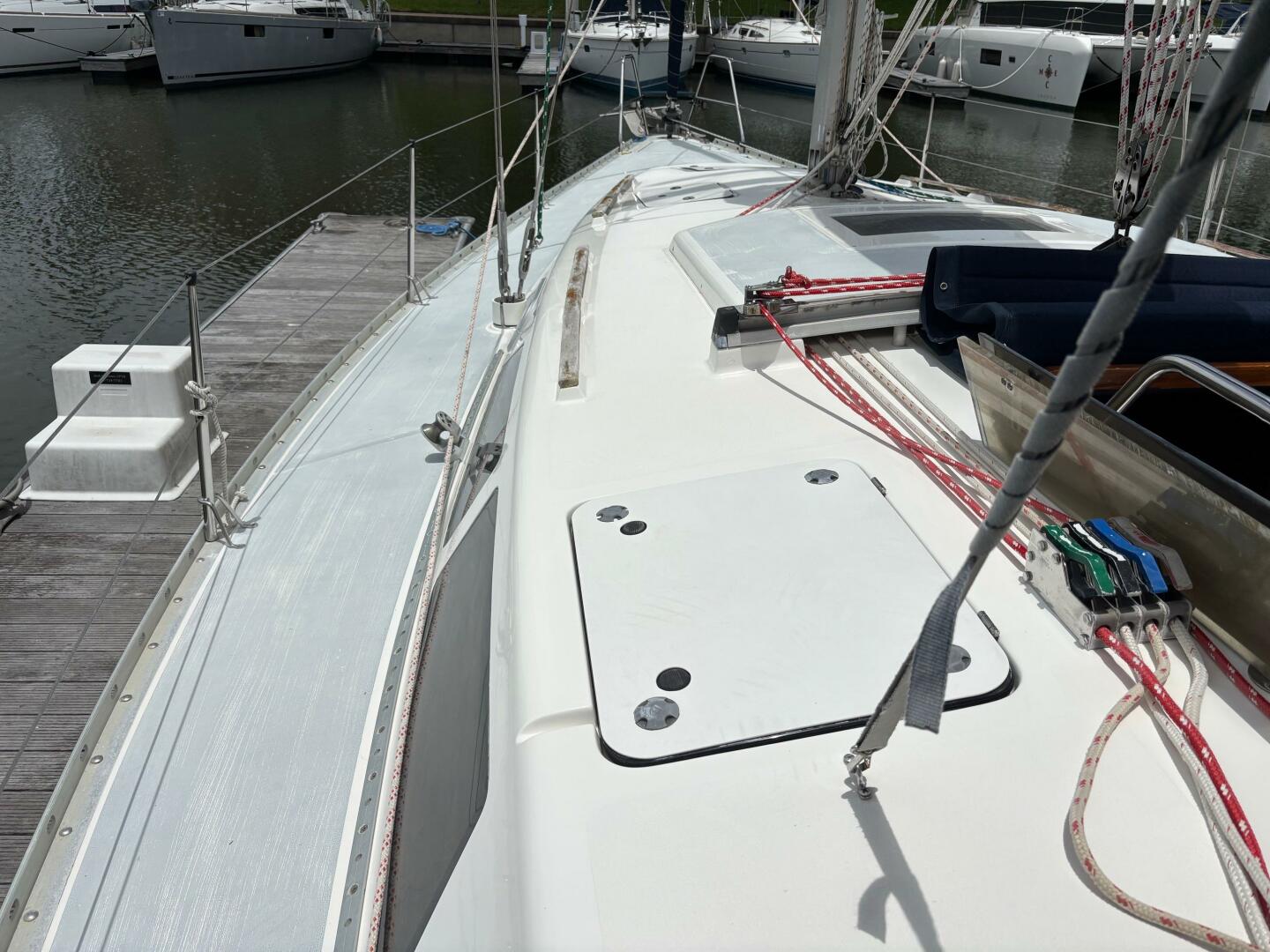 37ft Hunter Yacht For Sale