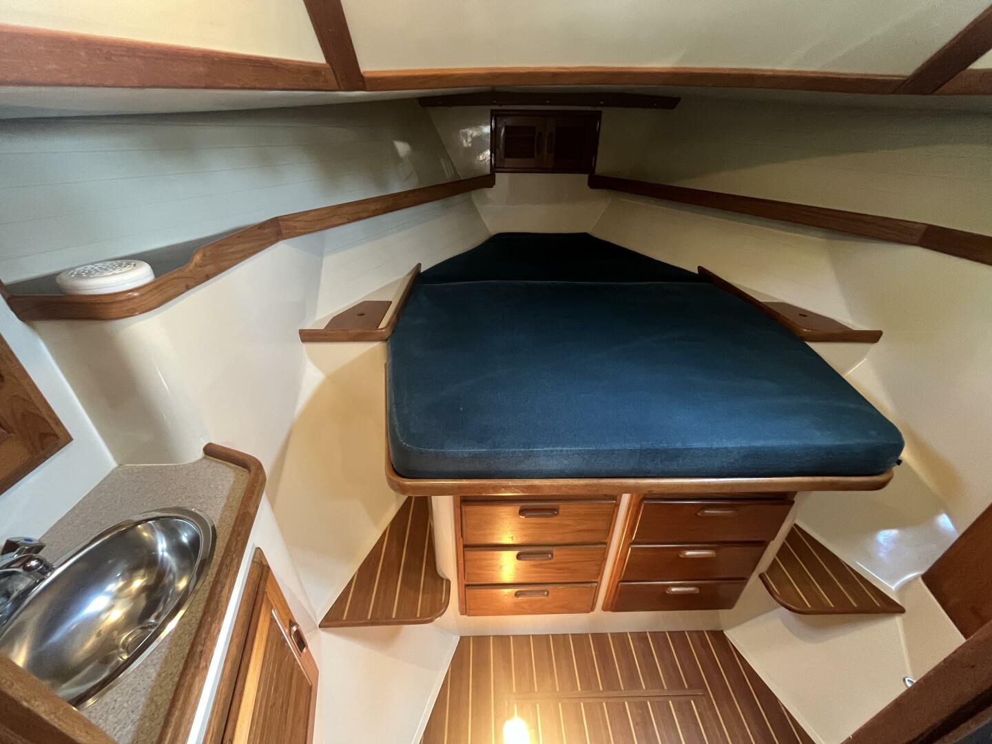Fayaway 40ft Pacific Seacraft Yacht For Sale