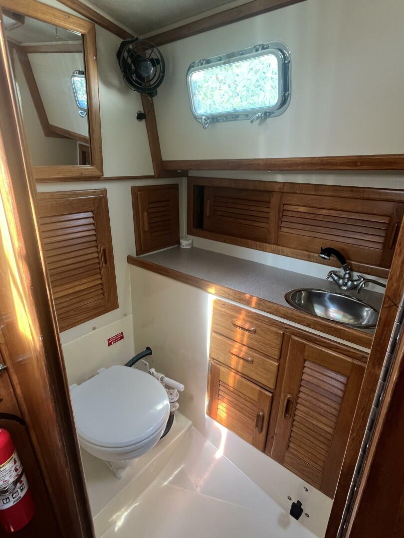 Fayaway 40ft Pacific Seacraft Yacht For Sale