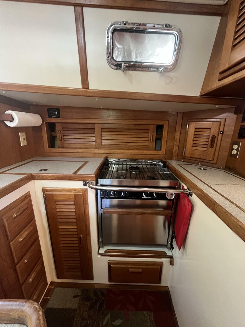 Fayaway 40ft Pacific Seacraft Yacht For Sale