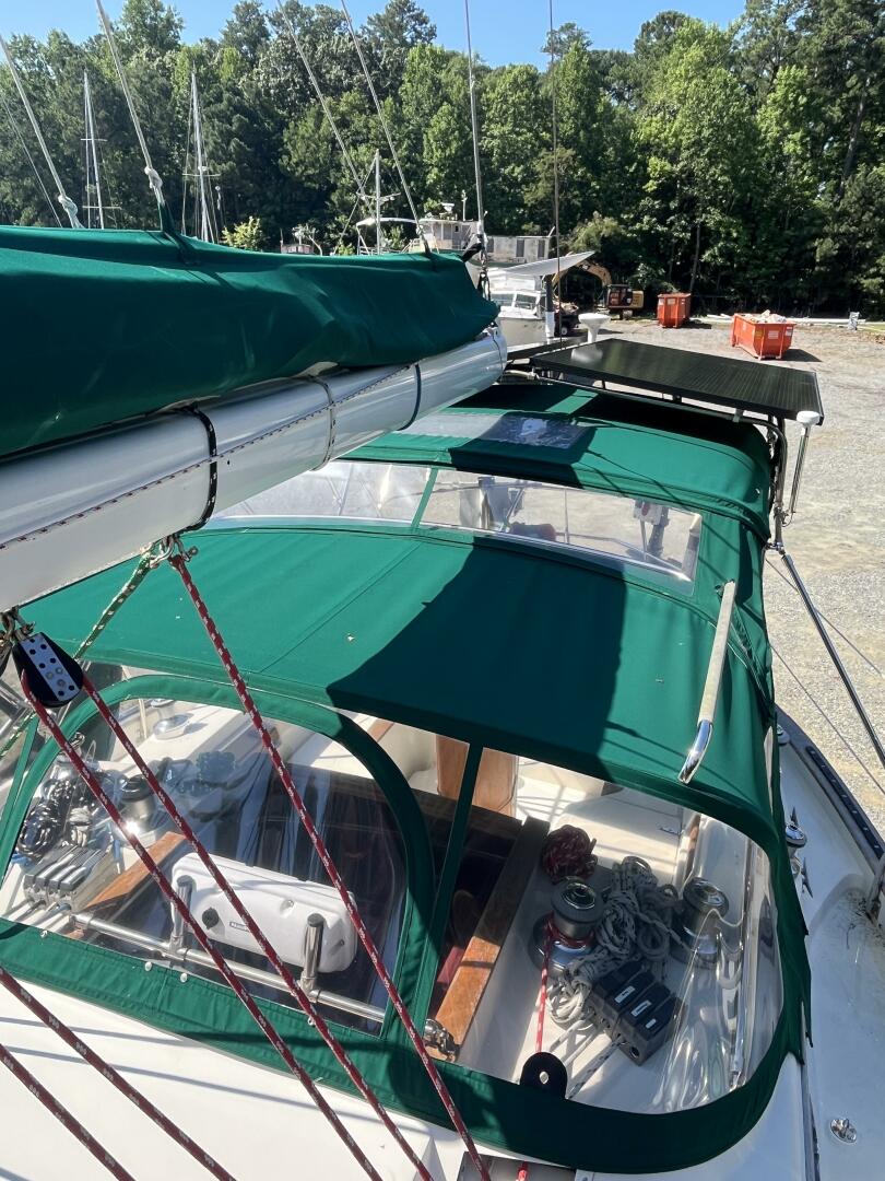 Fayaway 40ft Pacific Seacraft Yacht For Sale