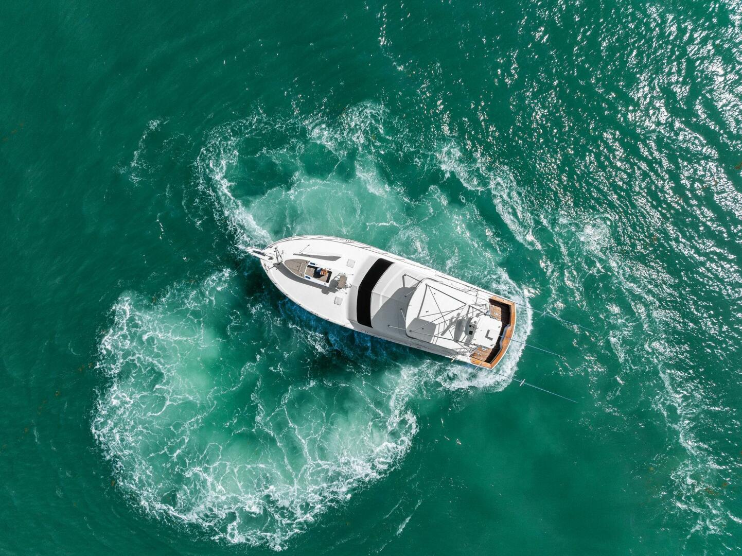 2006 Hatteras 68 CNV Big Game