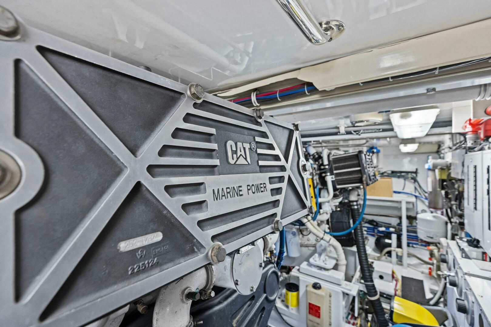2006 Hatteras 68 CNV Big Game