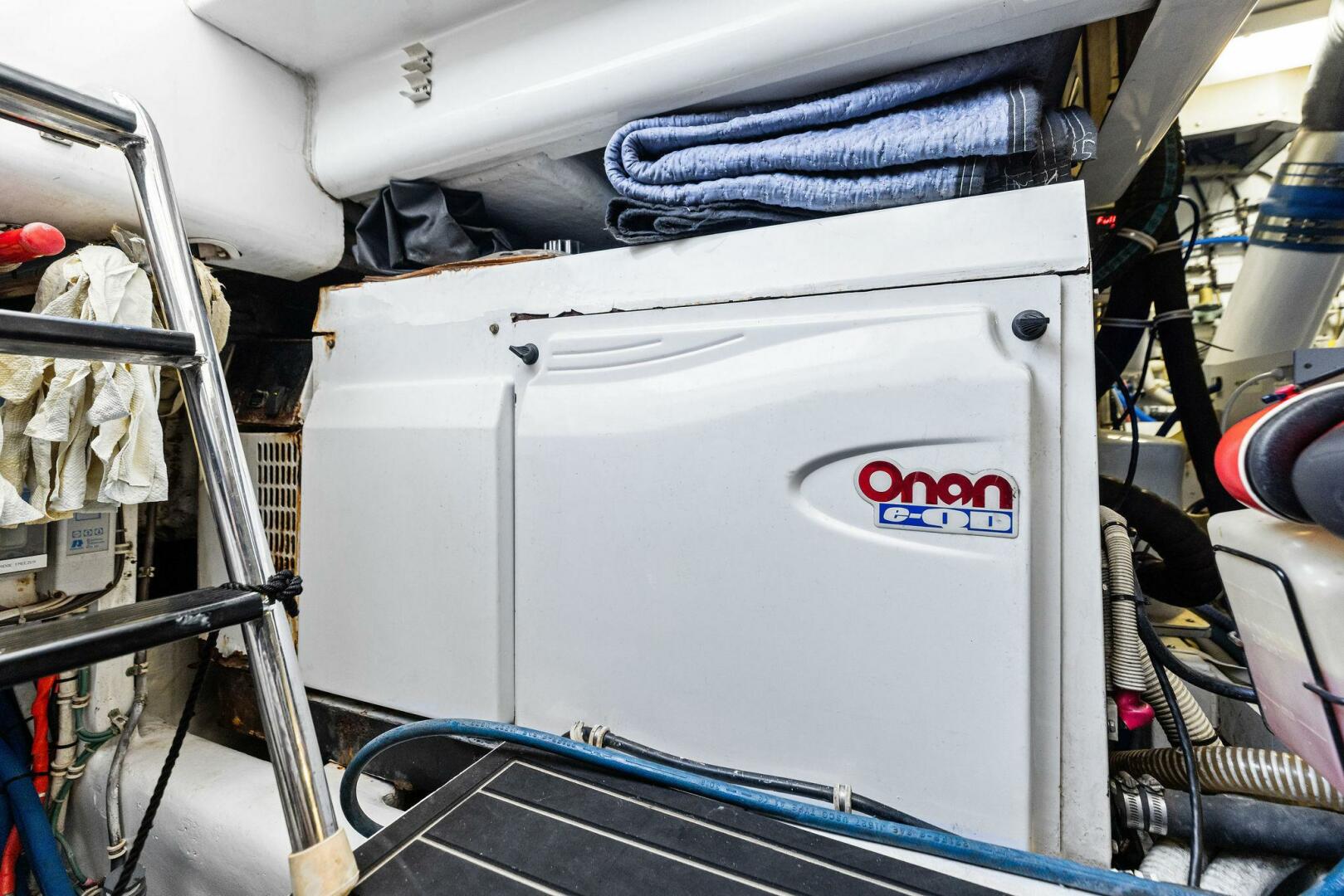 2006 Hatteras 68 CNV Big Game