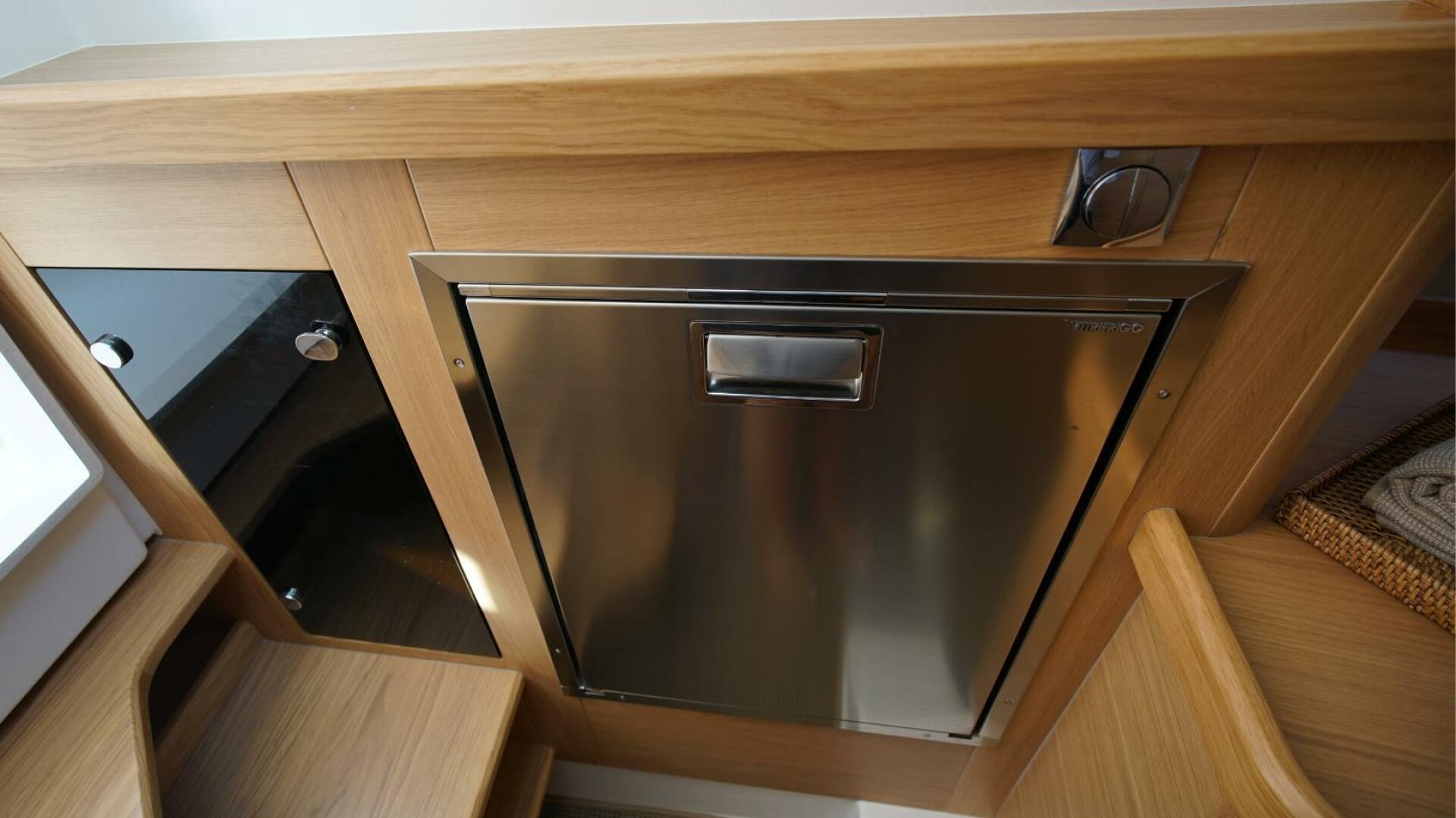 In Stock 2024 Nimbus T11 260 40ft Nimbus Yacht For Sale