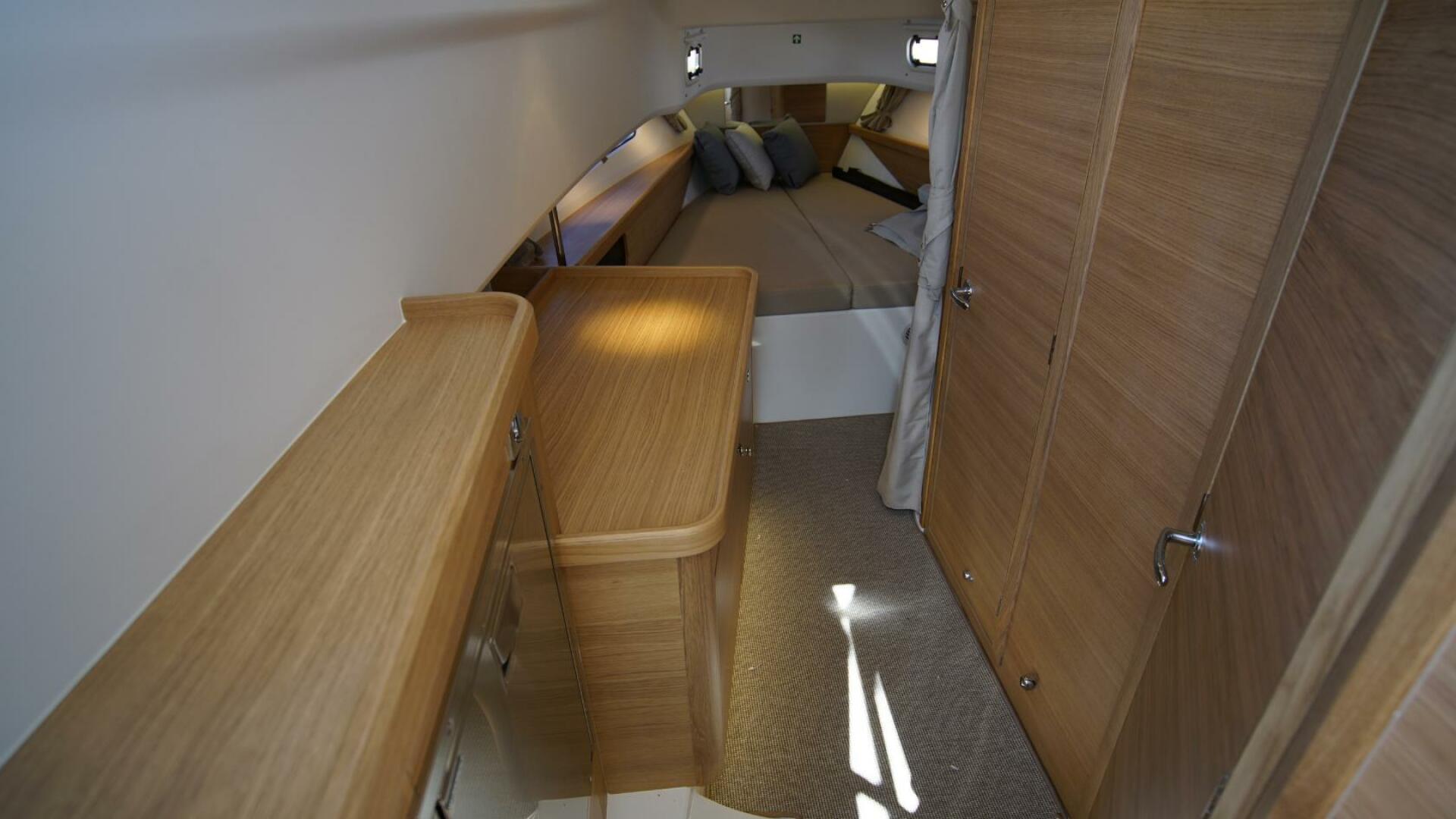 In Stock 2025 Nimbus T11 297 40ft Nimbus Yacht For Sale