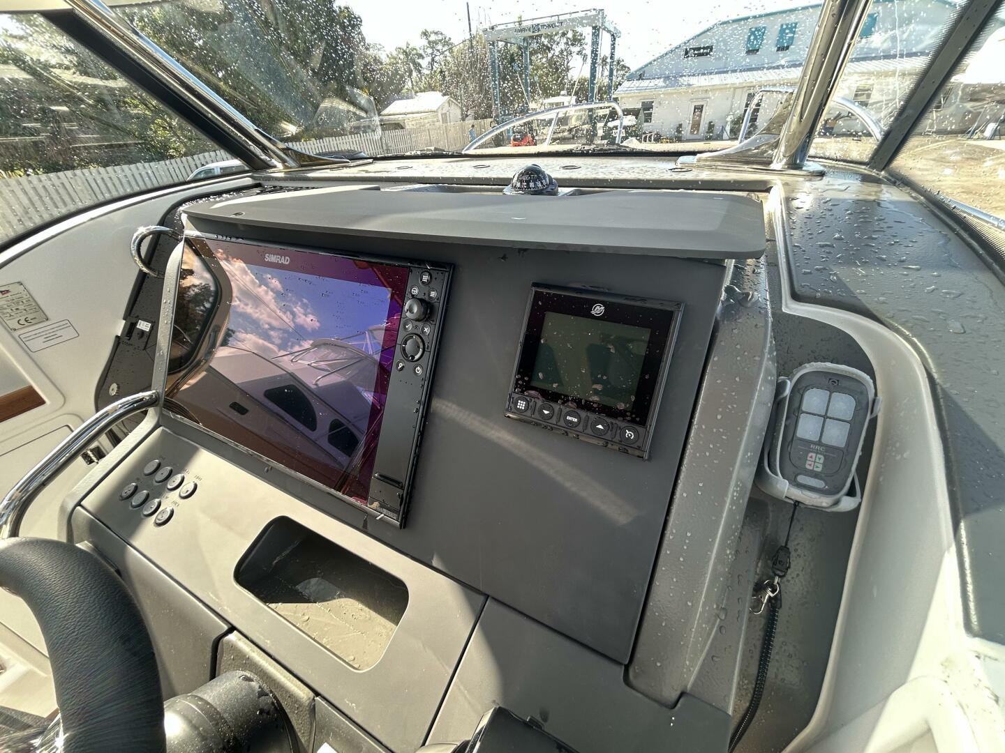 In Stock 2024 Nimbus T9 142 30ft Nimbus Yacht For Sale