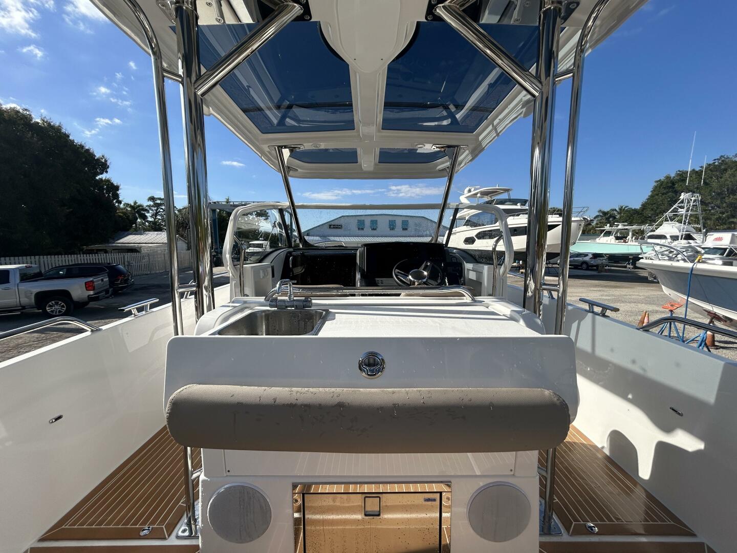 In Stock 2024 Nimbus T9 142 30ft Nimbus Yacht For Sale