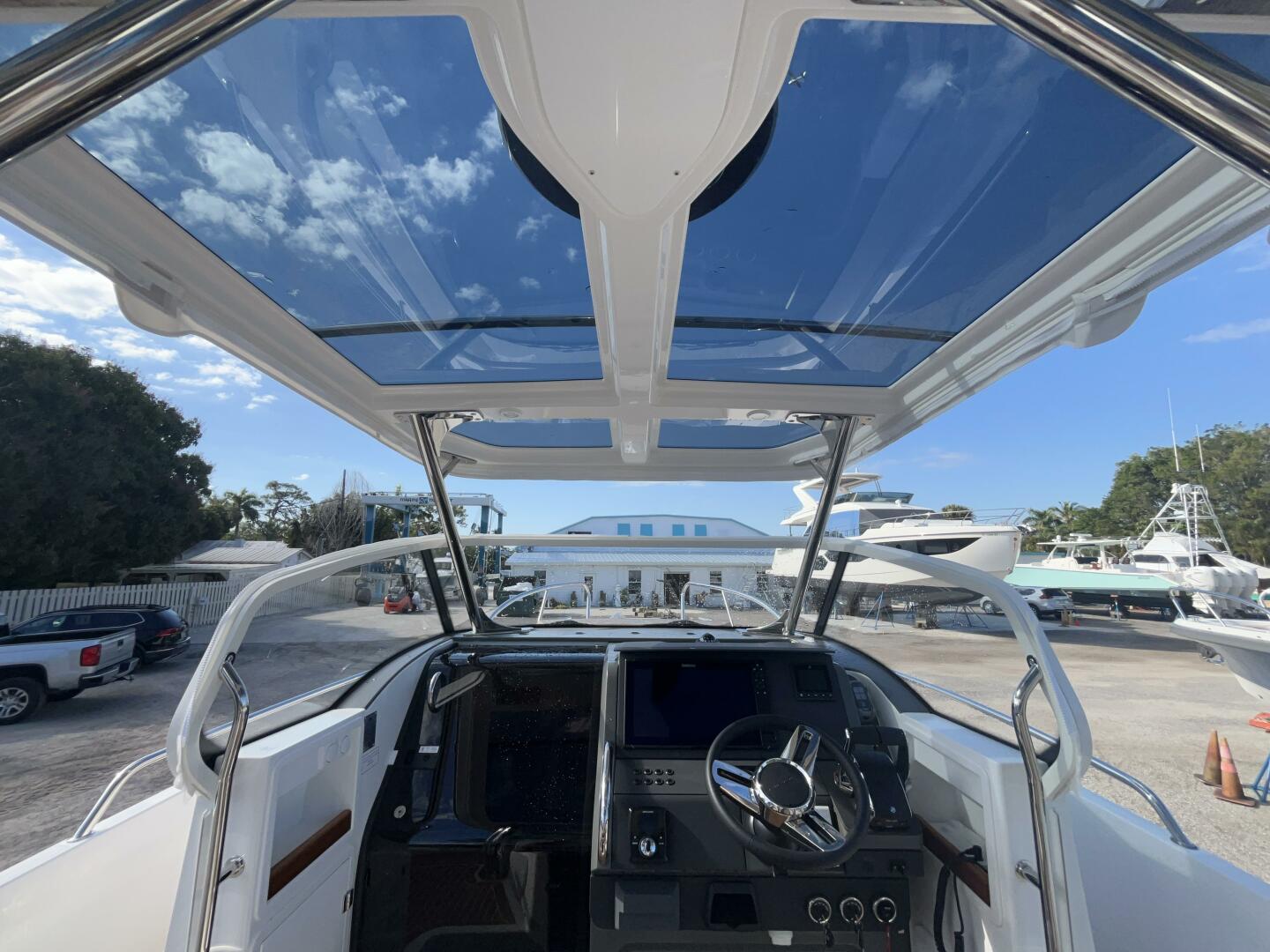 In Stock 2024 Nimbus T9 142 30ft Nimbus Yacht For Sale