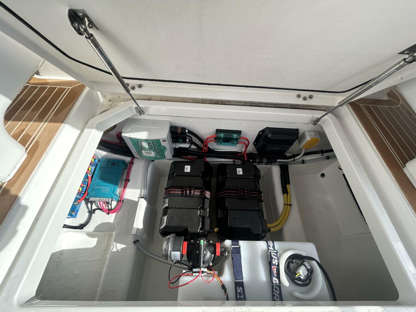 In Stock 2024 Nimbus T9 142 30ft Nimbus Yacht For Sale