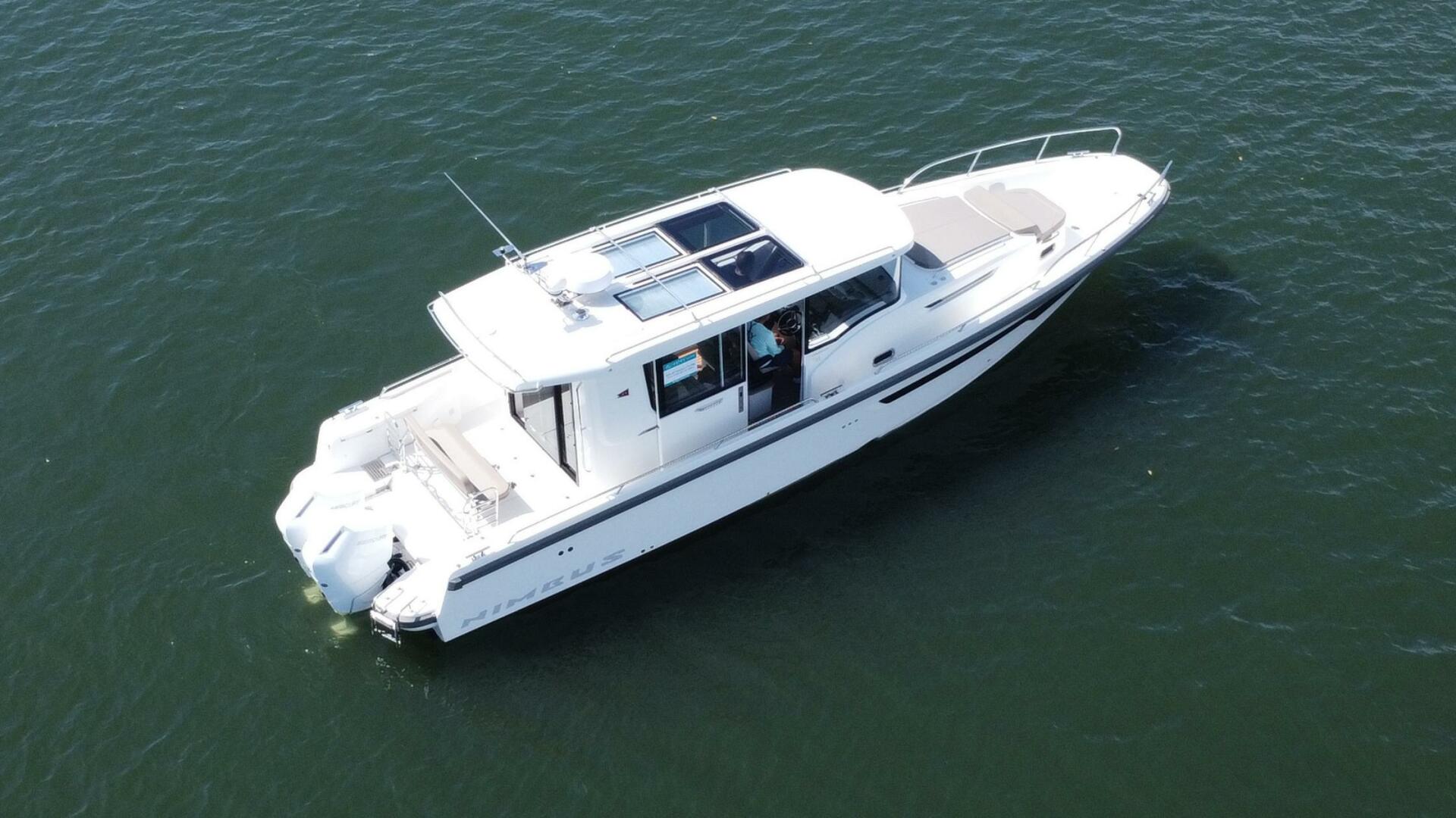2025 Nimbus Commuter 11